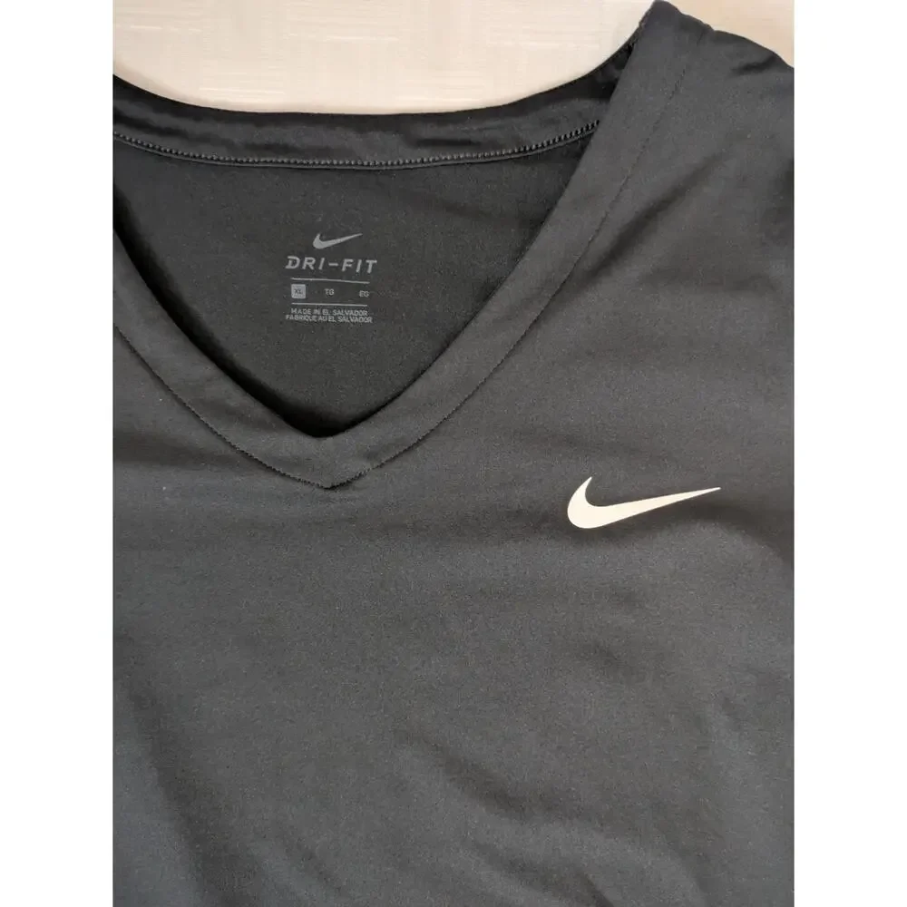 Lot of 2 Activewear Tops Nike Dri-FIT Black XL , Reel Legends Orange Size L